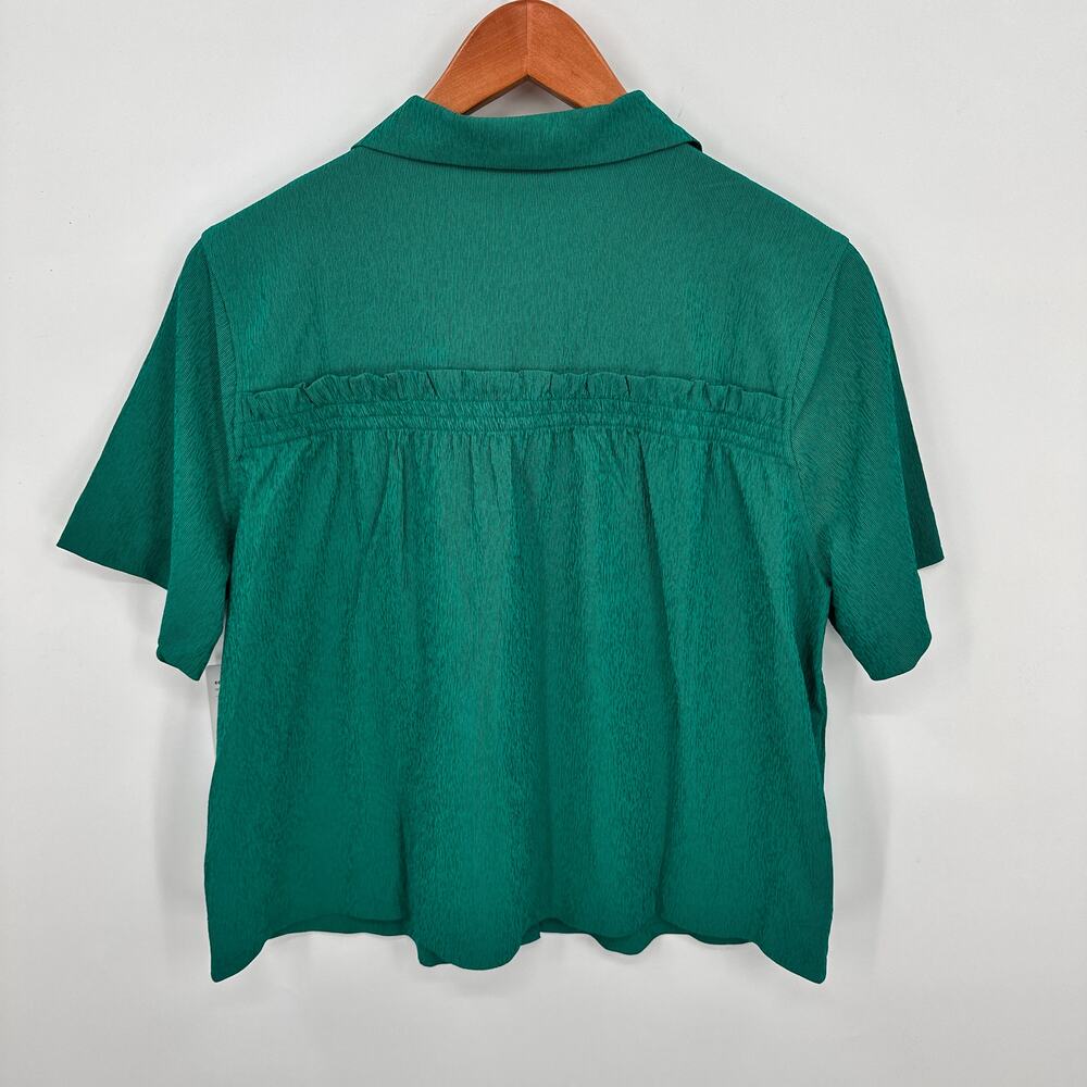 ATHLETA NWT Echo Top in Emerald Green // M - Picture 10 of 11